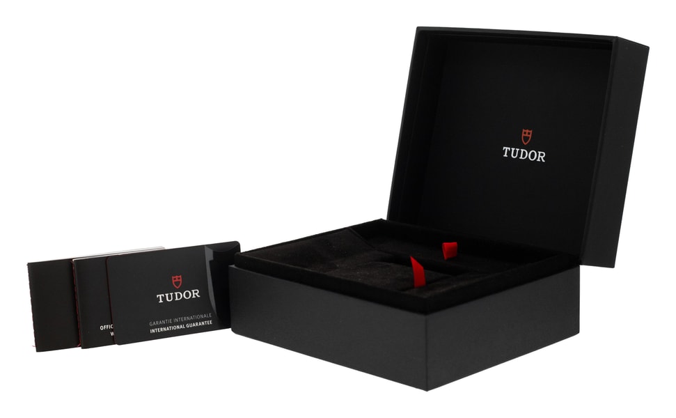 Tudor Black Bay 39 M79660-0002